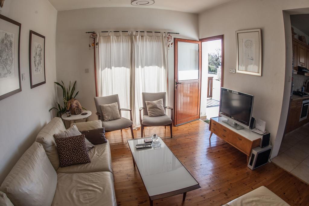 Vila Lania Royal Oak House By Trulycyprus Exteriér fotografie